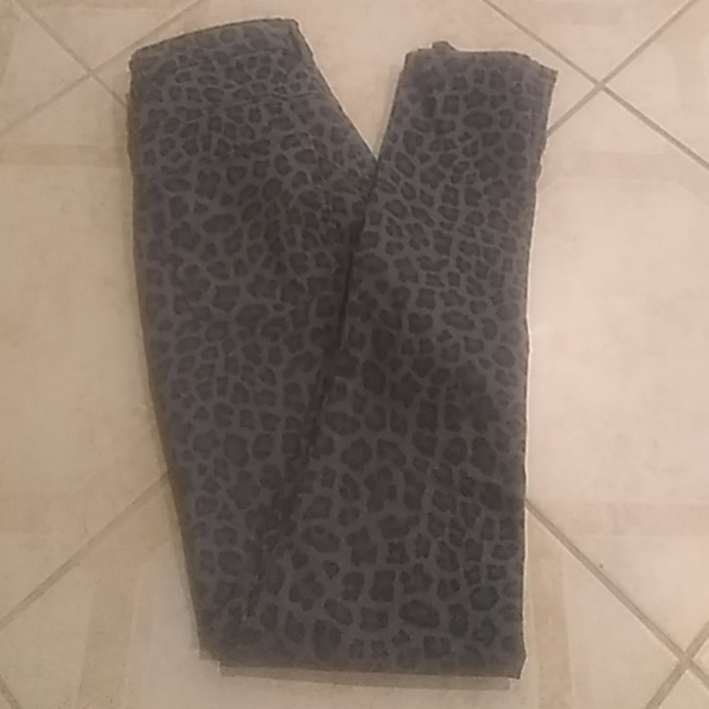 Cheetah skinny jeans